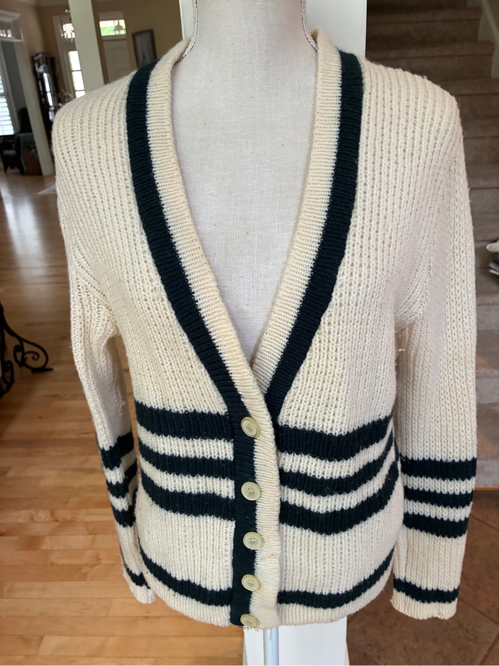 Vintage Juniorite 100% Wool Cream Ribbed V-Neck Button Cardigan with Green Strip